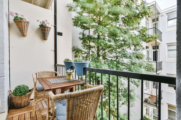 Come sfruttare al meglio il tuo balcone urbano